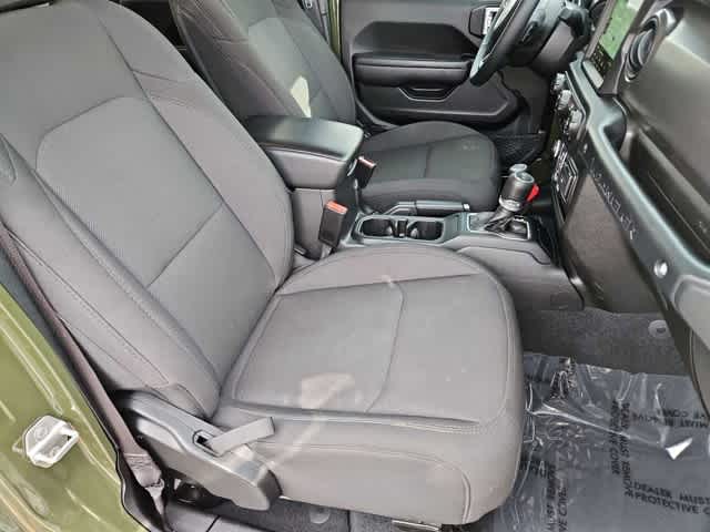 Thumbnail: 2023 Jeep Wrangler - 20