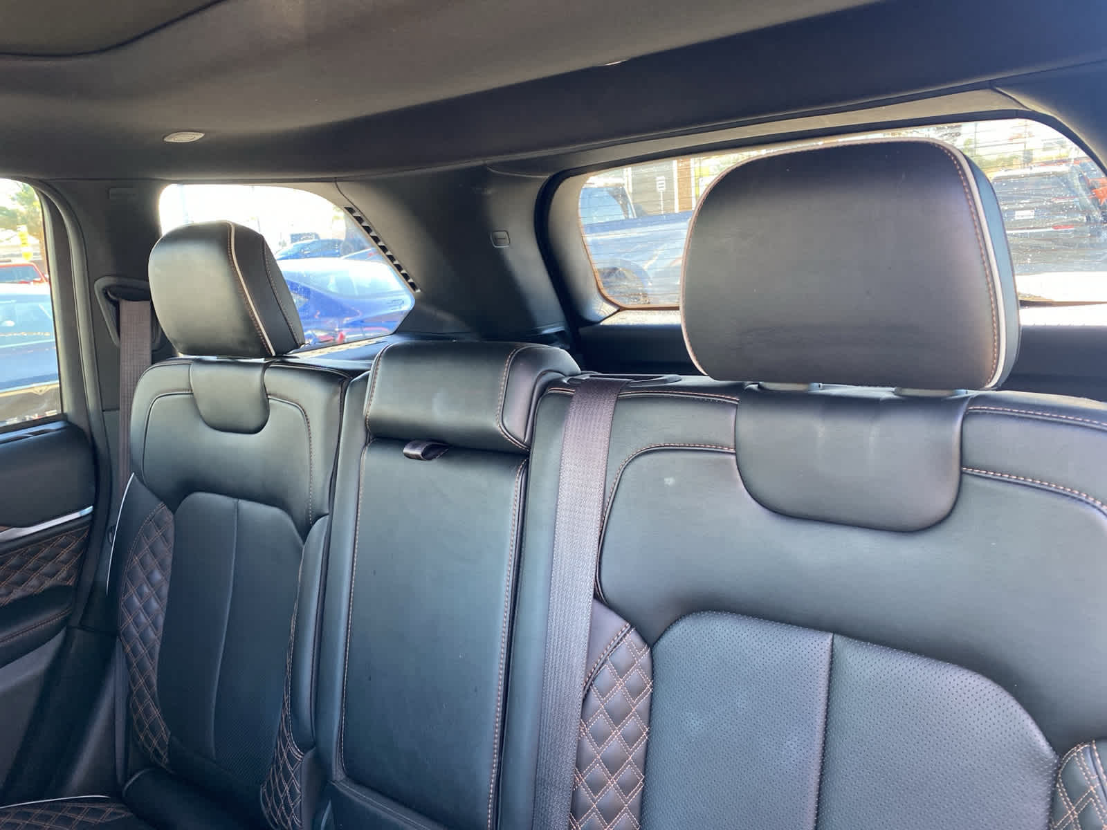 Thumbnail: 2022 Jeep Grand Cherokee - 16