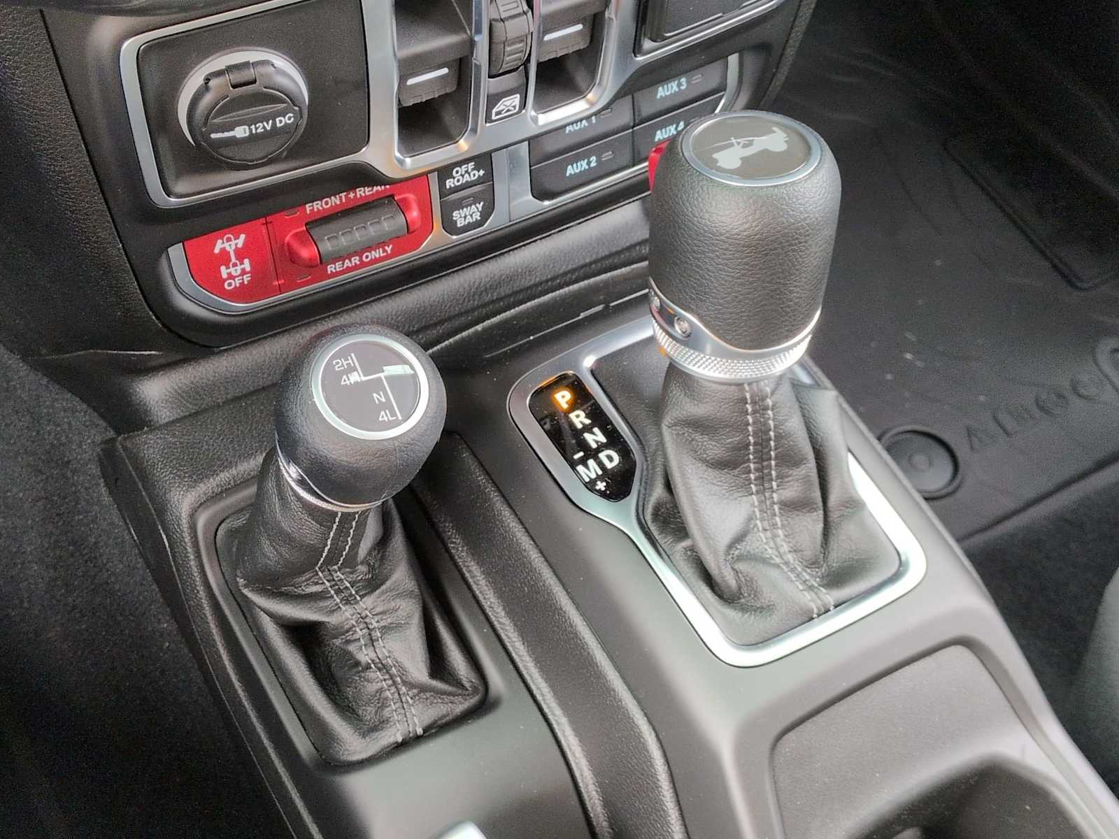 Thumbnail: 2026 Jeep Wrangler - 32