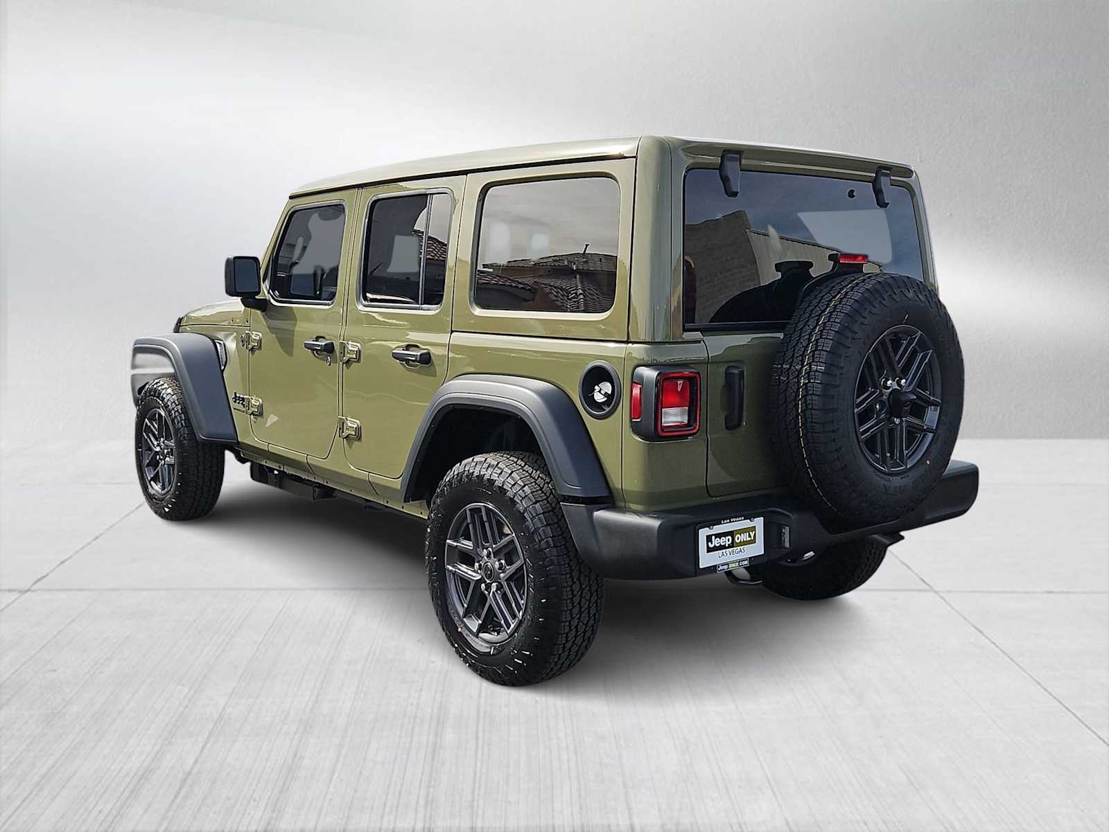 Thumbnail: 2026 Jeep Wrangler - 6