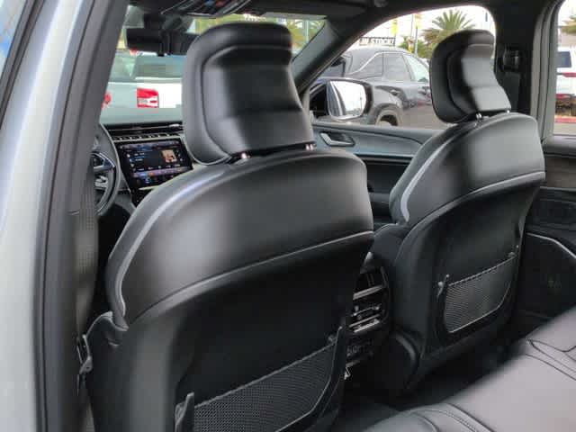 Thumbnail: 2025 Jeep Grand Cherokee - 19