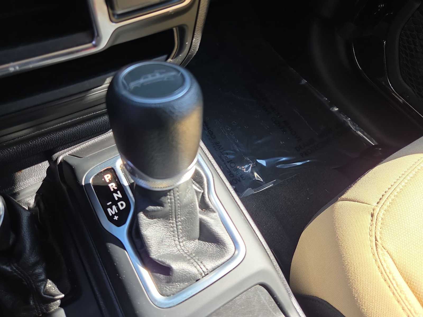 Thumbnail: 2021 Jeep Gladiator - 33