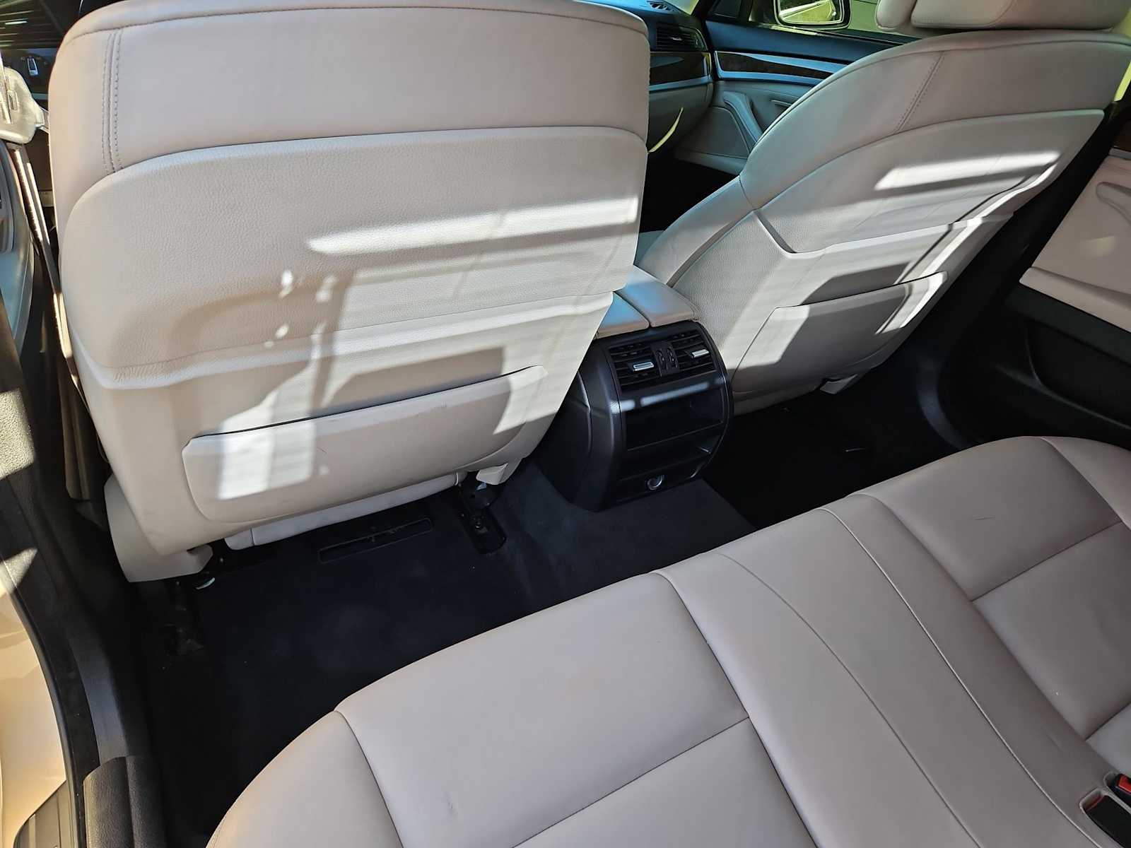 Thumbnail: 2013 BMW 5 Series - 19