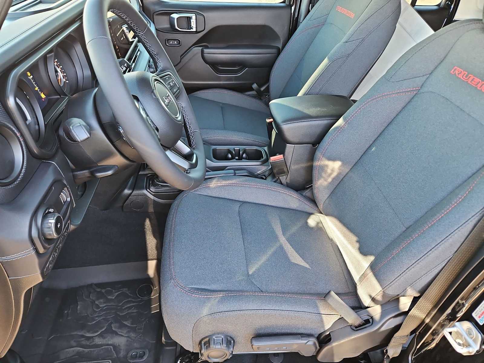 Thumbnail: 2026 Jeep Wrangler - 16