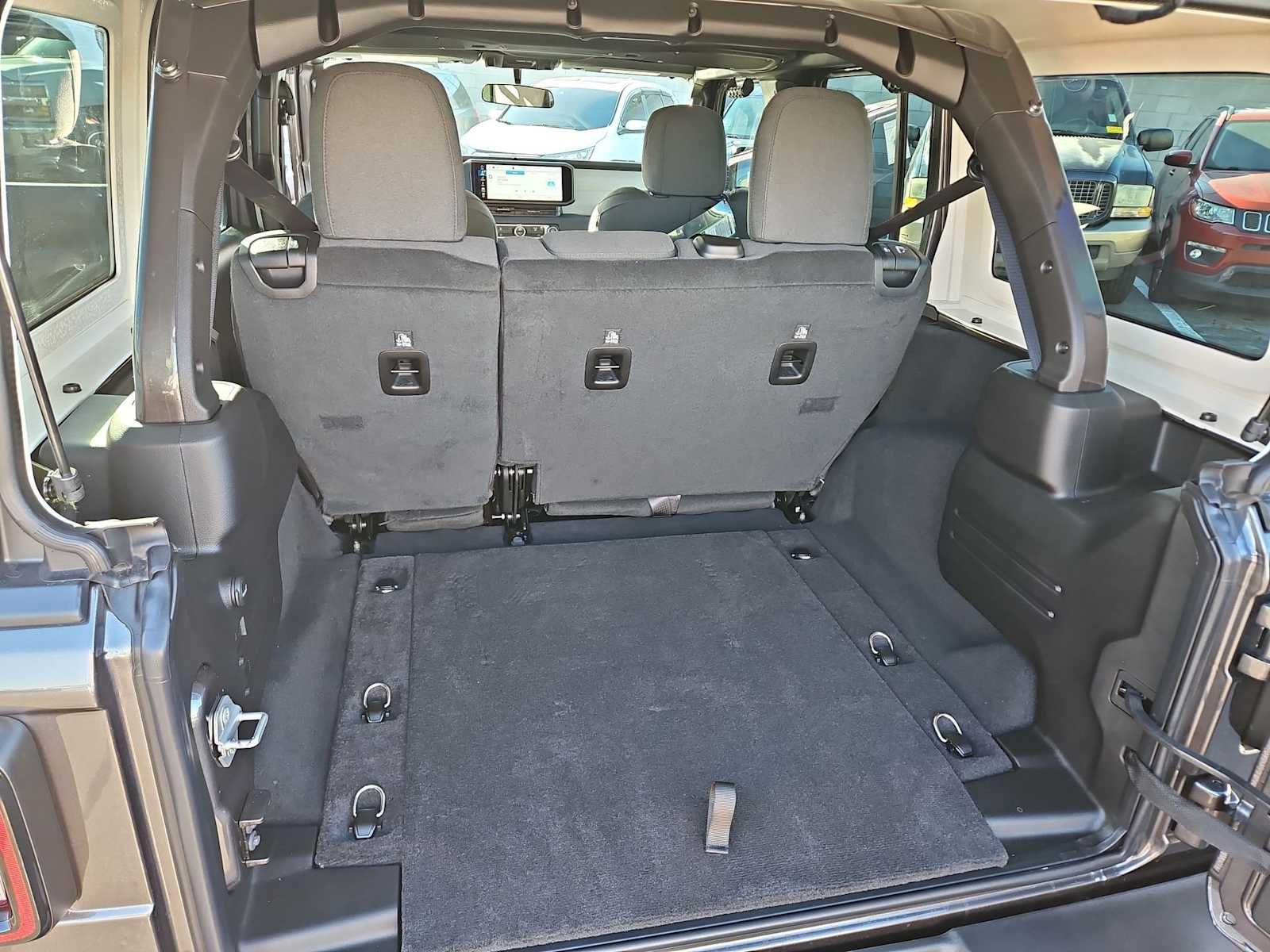 Thumbnail: 2026 Jeep Wrangler - 31