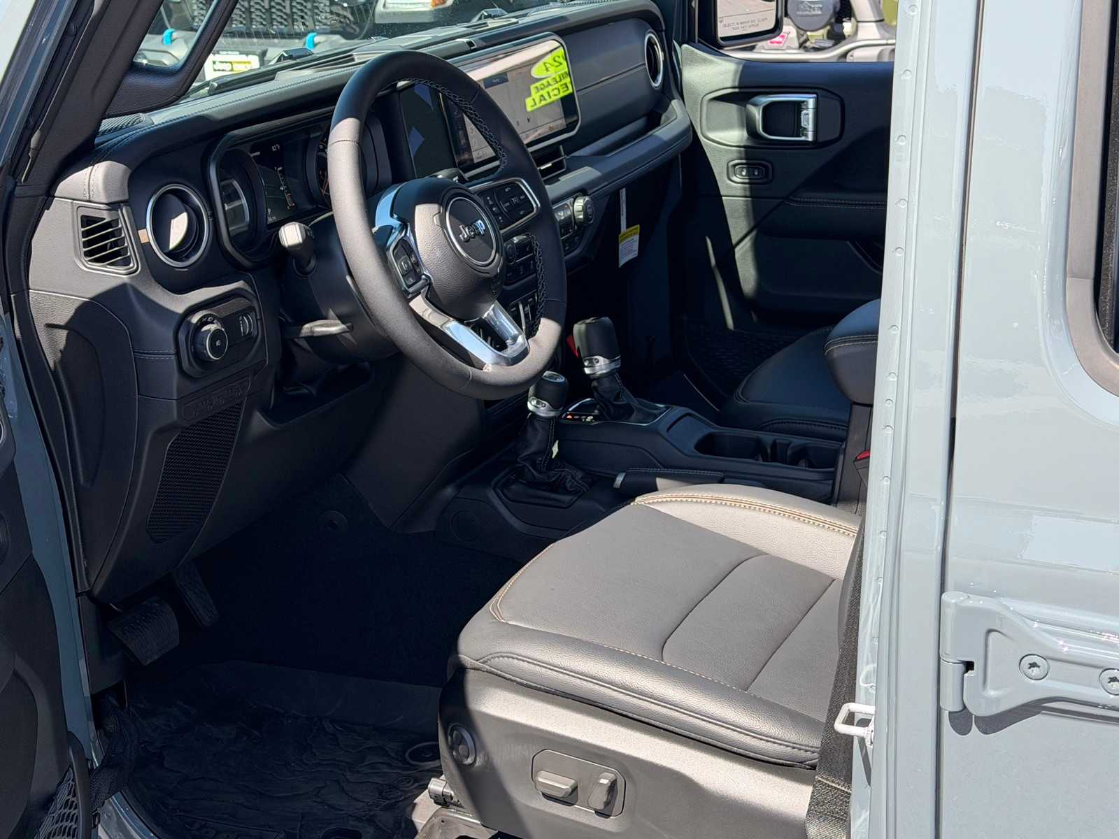 Thumbnail: 2026 Jeep Wrangler - 10