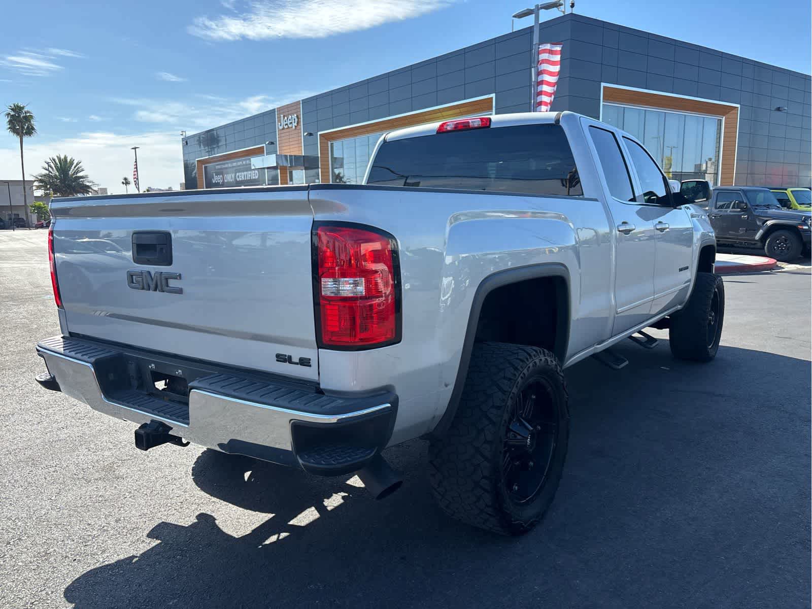 Thumbnail: 2015 GMC Sierra 1500 - 9