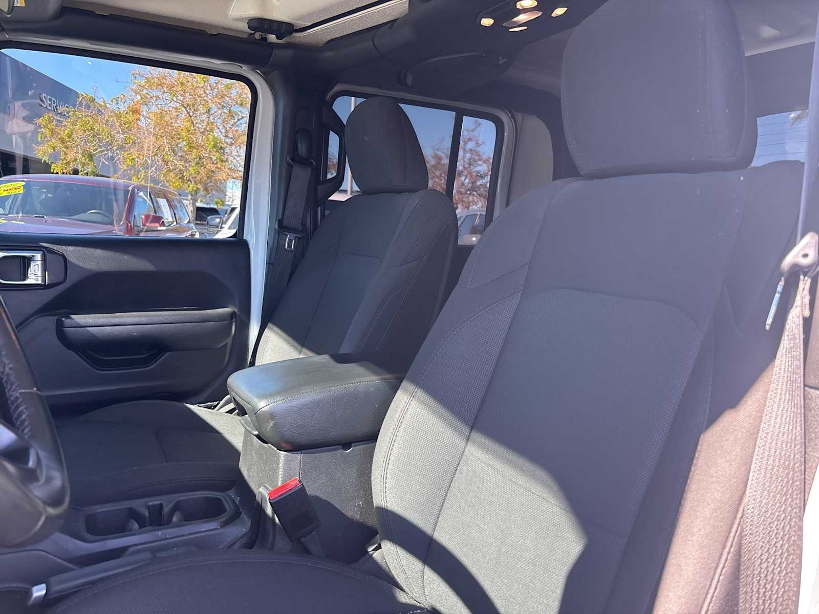 Thumbnail: 2022 Jeep Gladiator - 10
