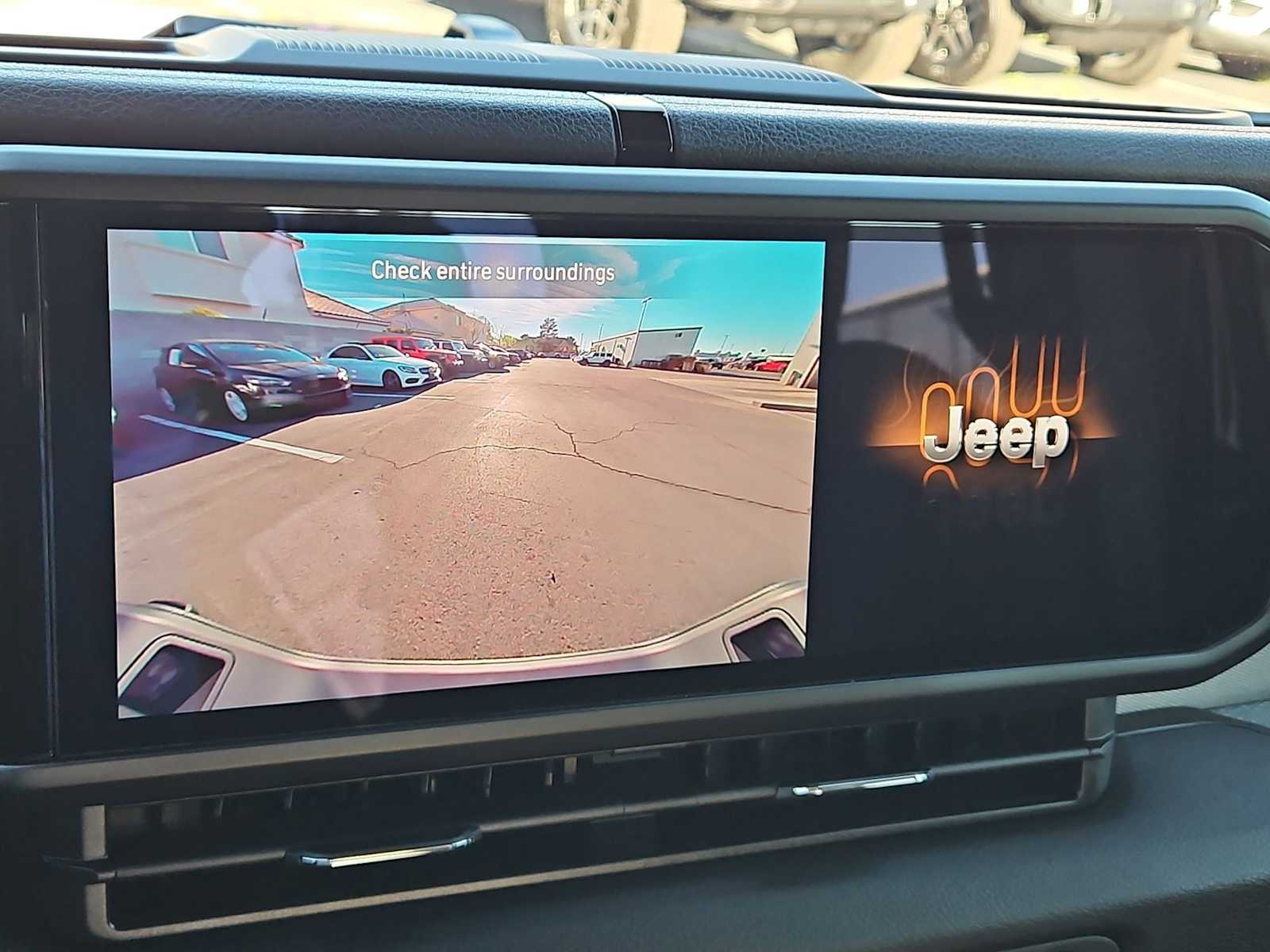 Thumbnail: 2026 Jeep Gladiator - 27