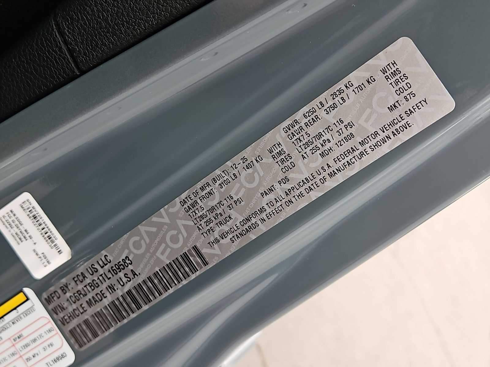 Thumbnail: 2026 Jeep Gladiator - 34