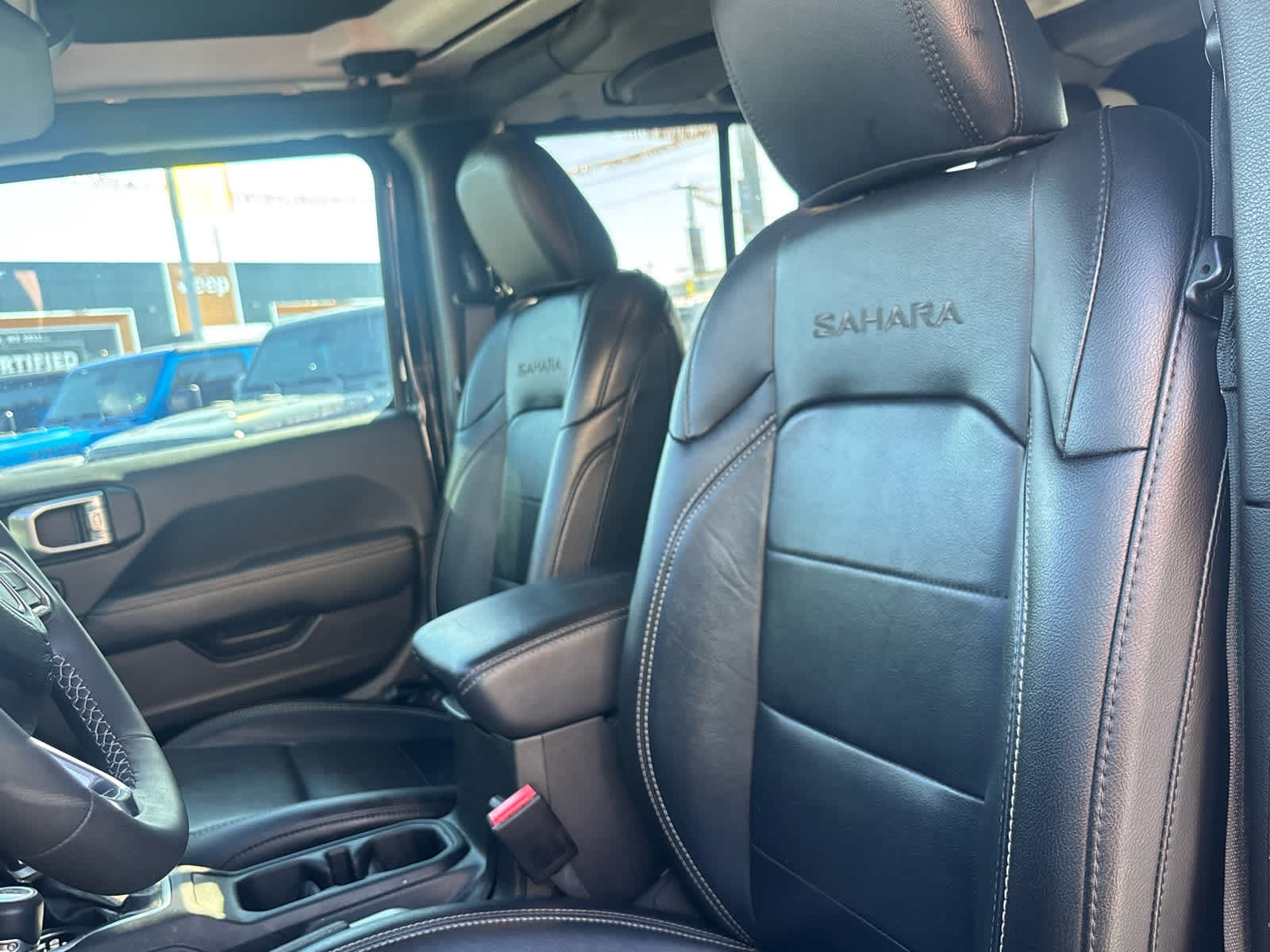 Thumbnail: 2023 Jeep Wrangler - 15