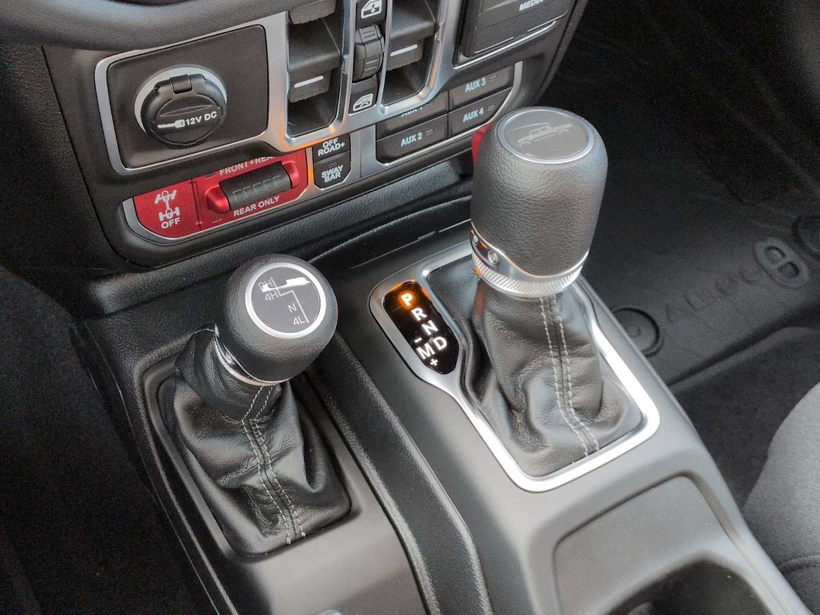 Thumbnail: 2026 Jeep Gladiator - 32