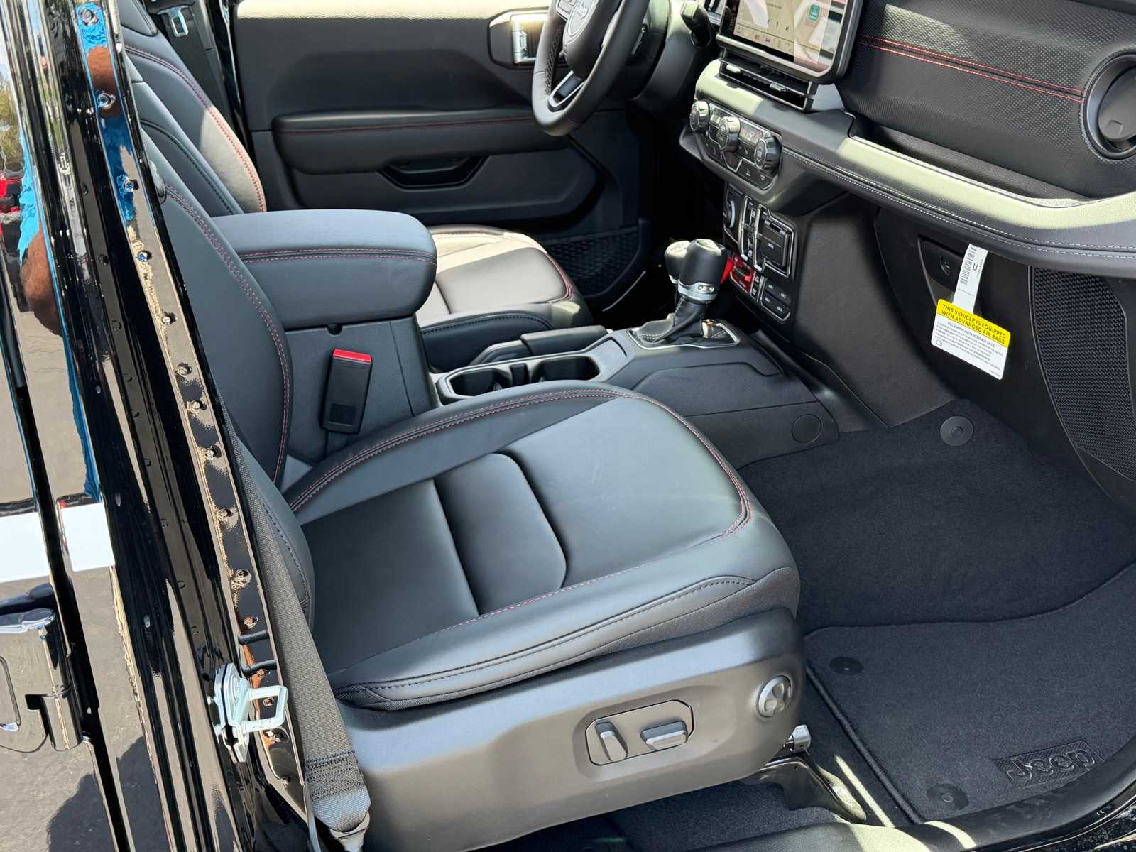 Thumbnail: 2026 Jeep Wrangler - 23