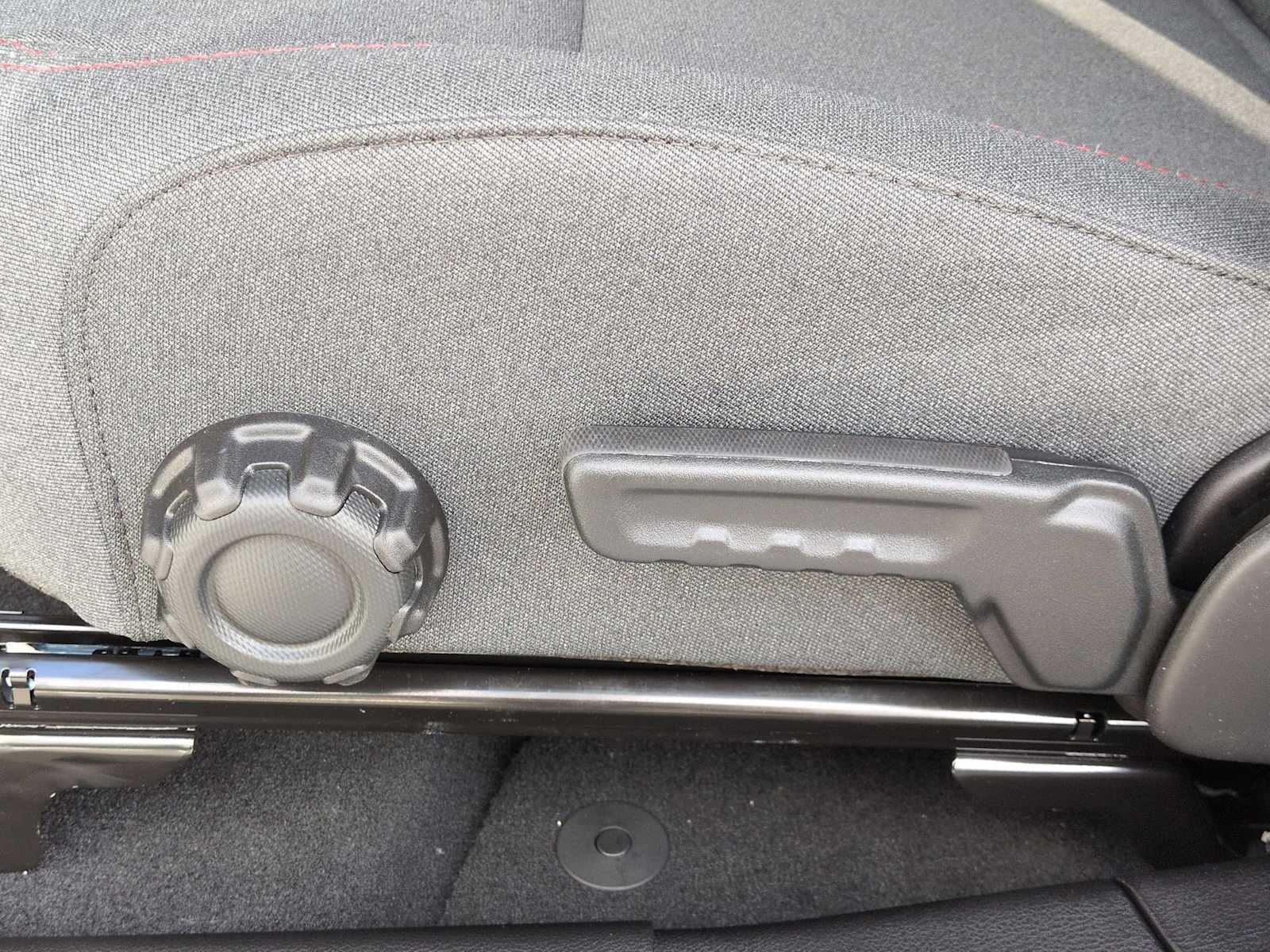 Thumbnail: 2026 Jeep Wrangler - 18