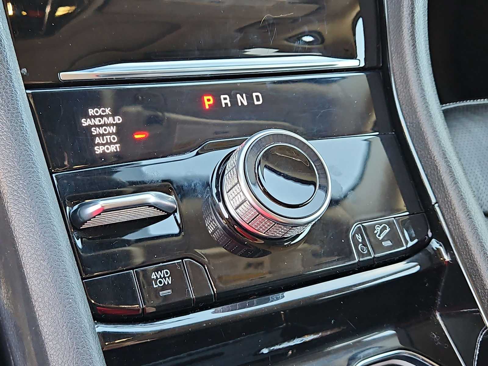 Thumbnail: 2022 Jeep Grand Cherokee - 34