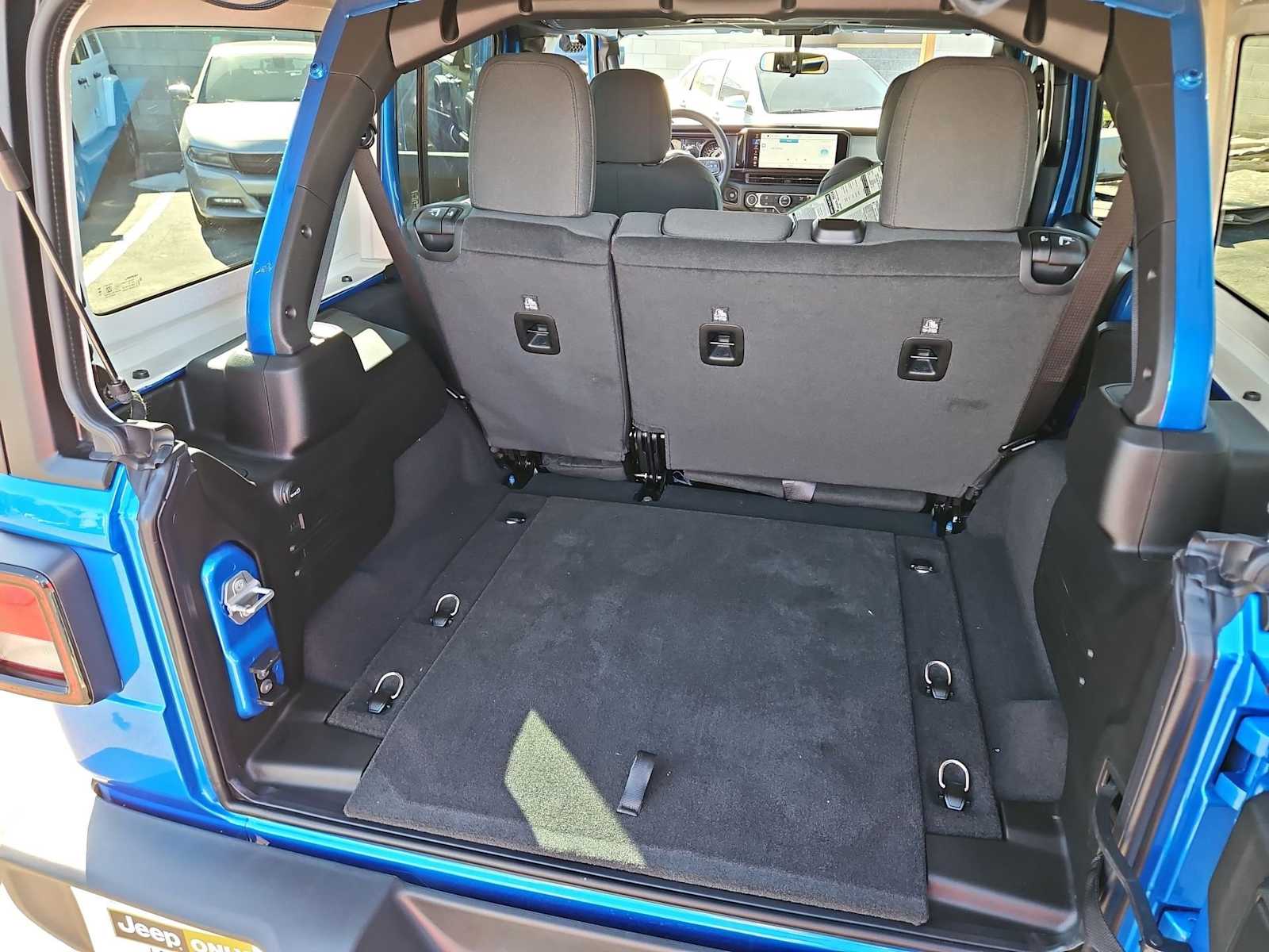 Thumbnail: 2026 Jeep Wrangler - 31