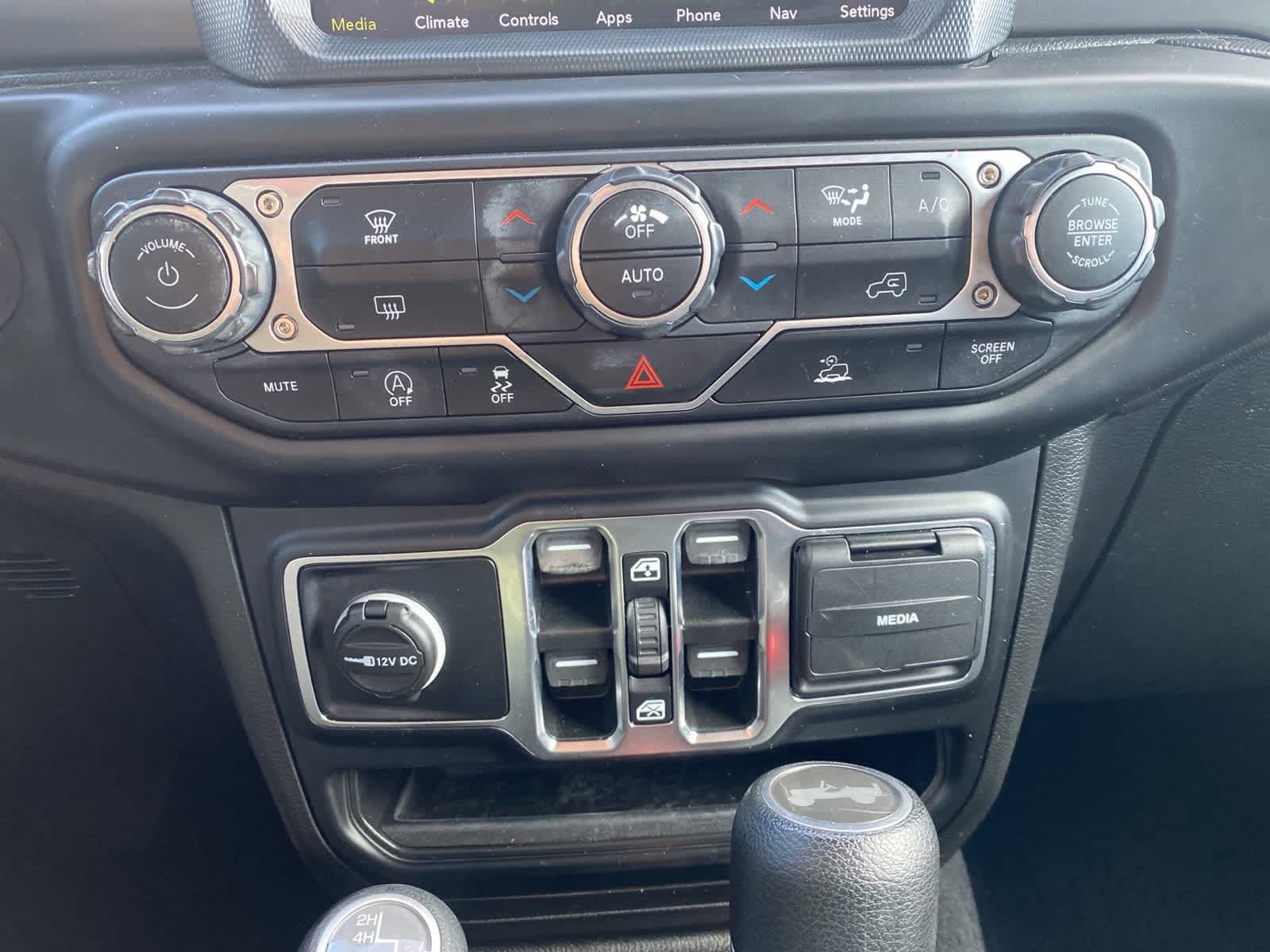 Thumbnail: 2021 Jeep Wrangler - 12