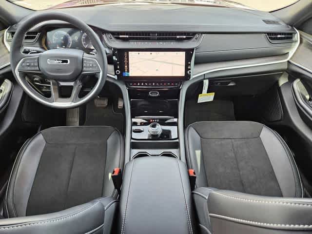 Thumbnail: 2026 Jeep Grand Cherokee - 15