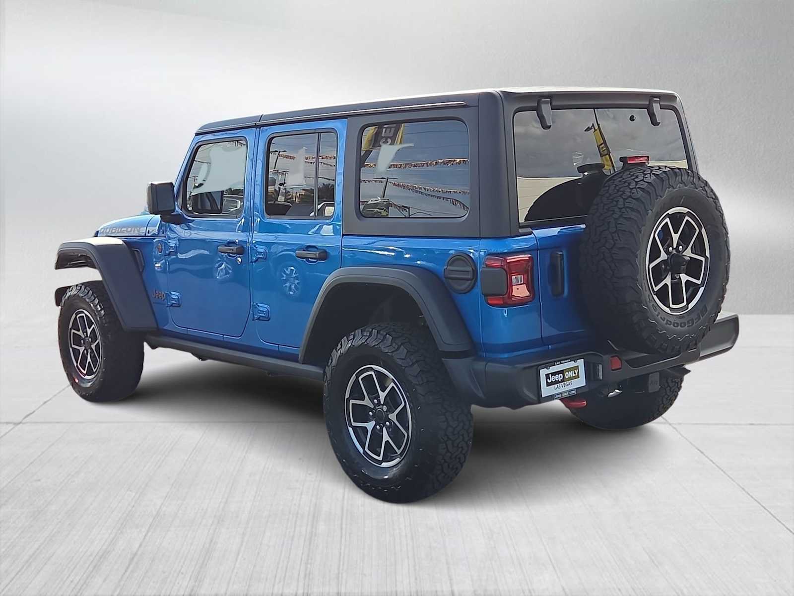 Thumbnail: 2025 Jeep Wrangler - 6