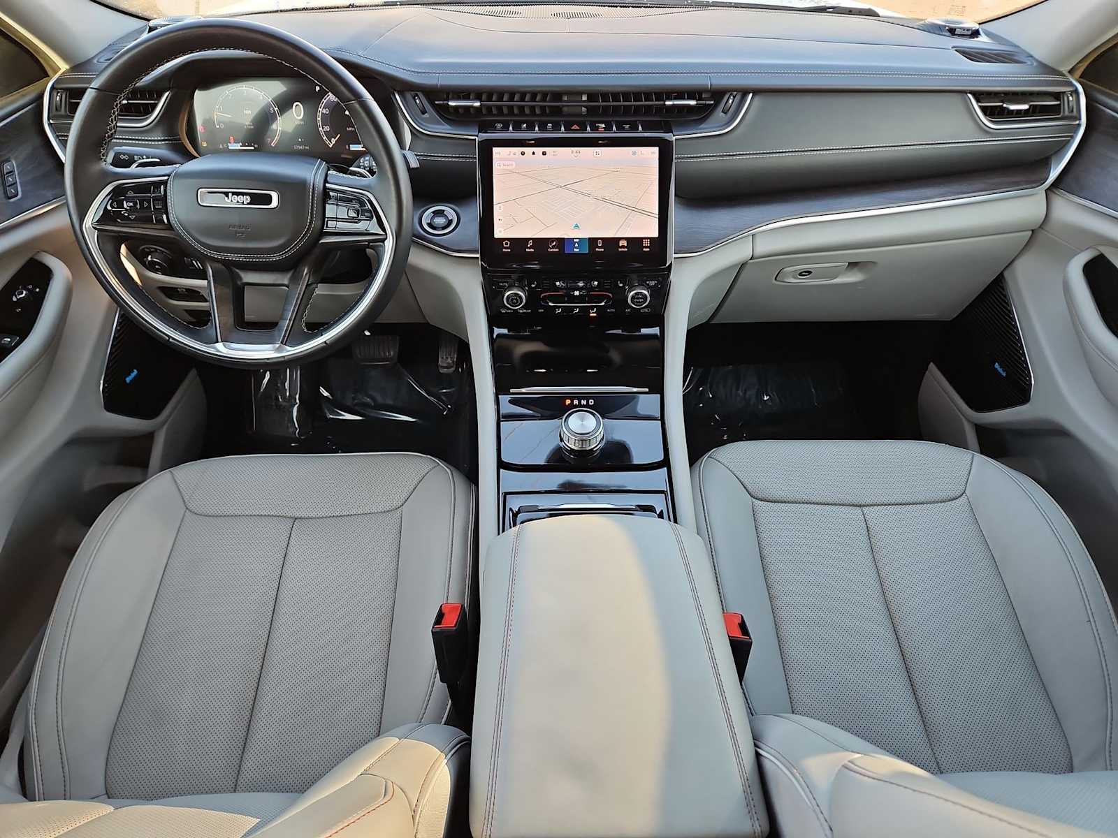 Thumbnail: 2021 Jeep Grand Cherokee L - 16