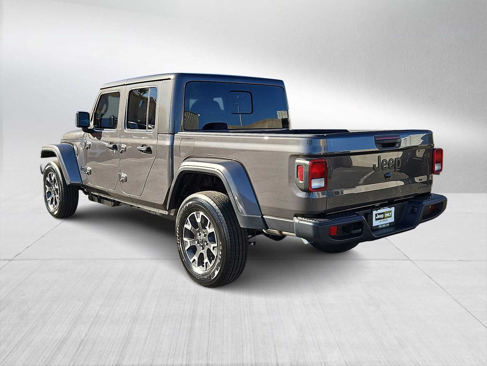 Thumbnail: 2026 Jeep Gladiator - 6