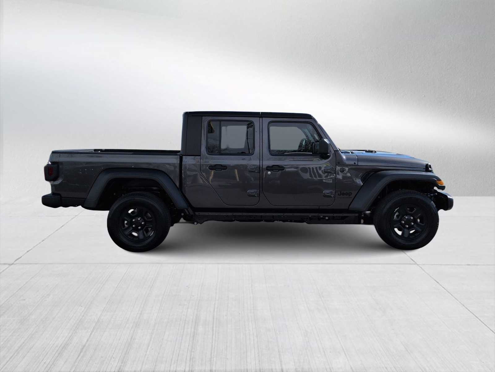 Thumbnail: 2026 Jeep Gladiator - 9
