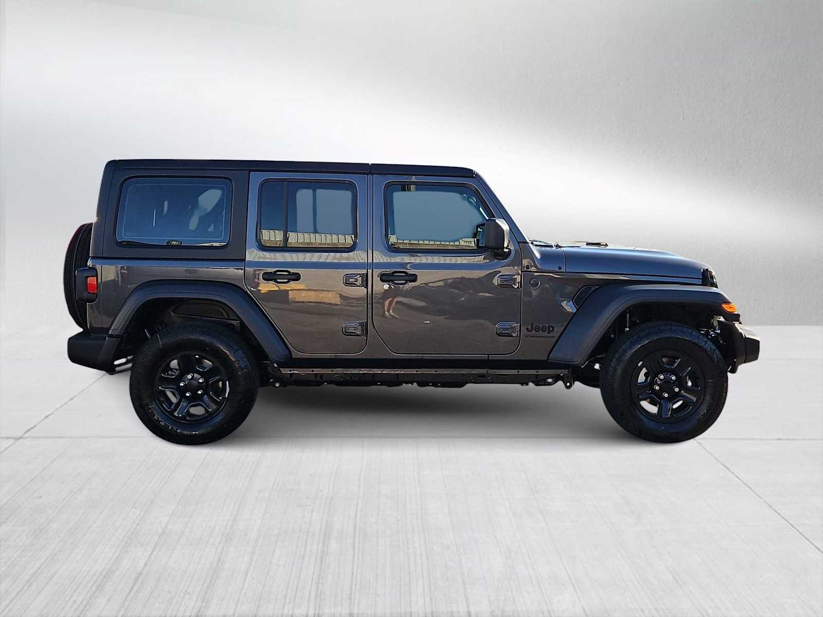 Thumbnail: 2026 Jeep Wrangler - 9