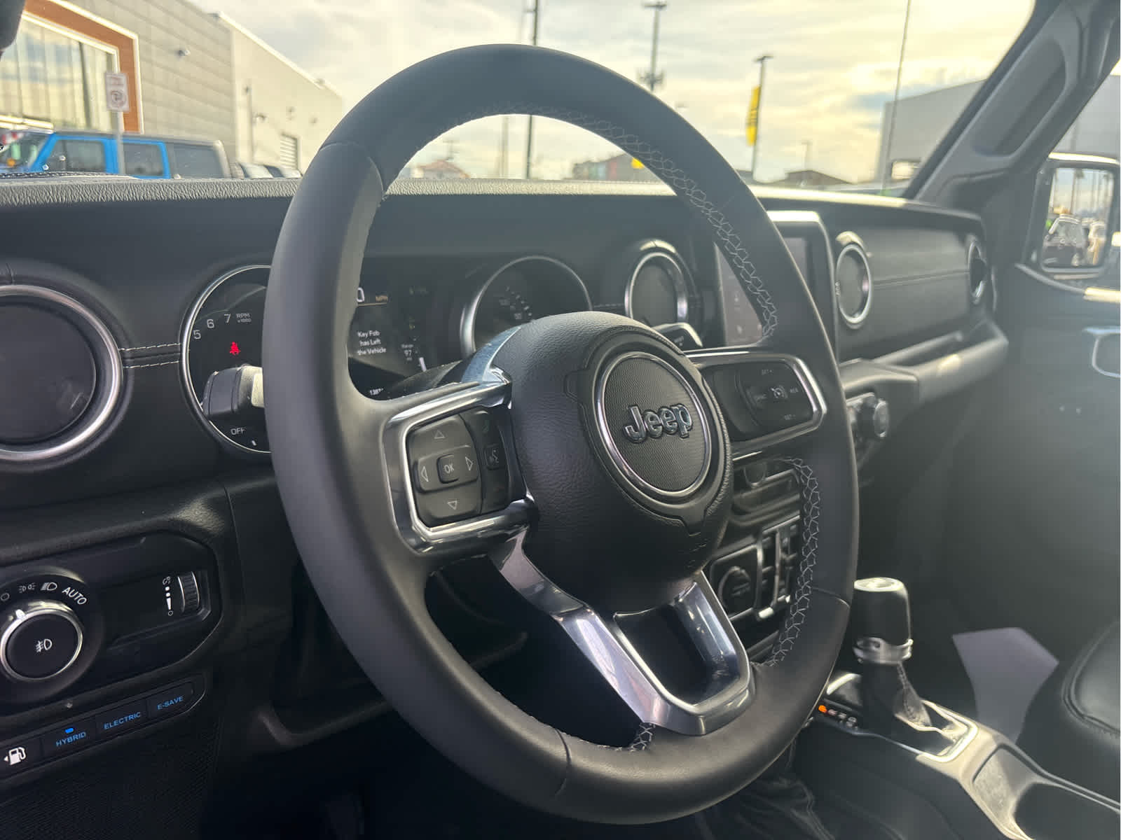 Thumbnail: 2023 Jeep Wrangler - 9