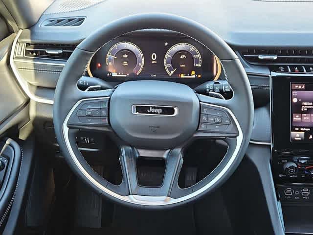 Thumbnail: 2026 Jeep Grand Cherokee - 23