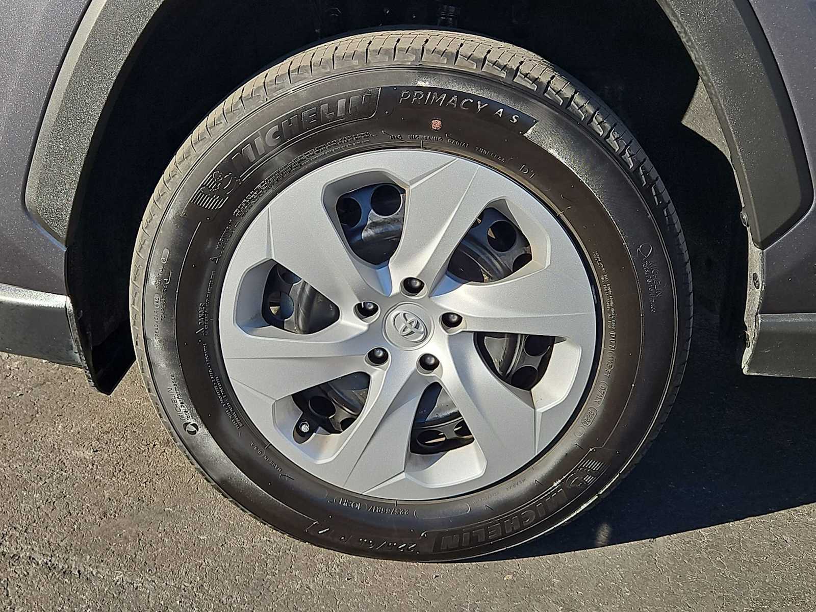 Thumbnail: 2024 Toyota RAV4 - 13