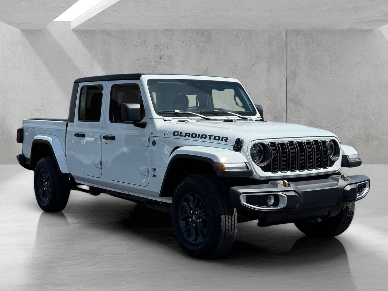 Thumbnail: 2026 Jeep Gladiator - 7