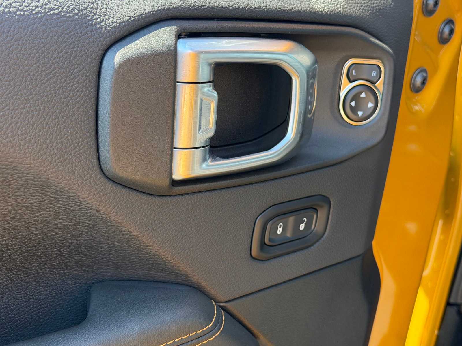 Thumbnail: 2026 Jeep Wrangler - 10