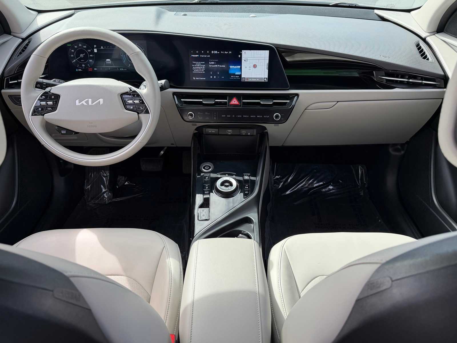 Thumbnail: 2023 Kia Niro - 23
