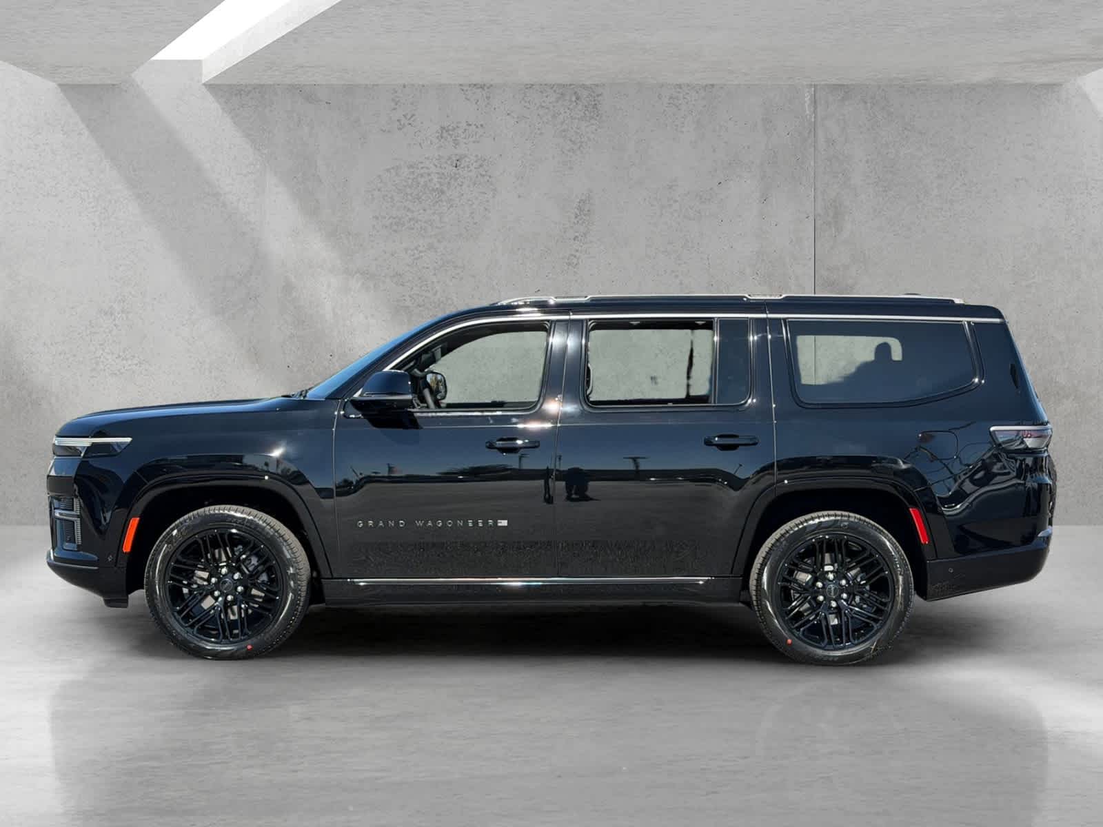 Thumbnail: 2026 Jeep Grand Wagoneer - 2