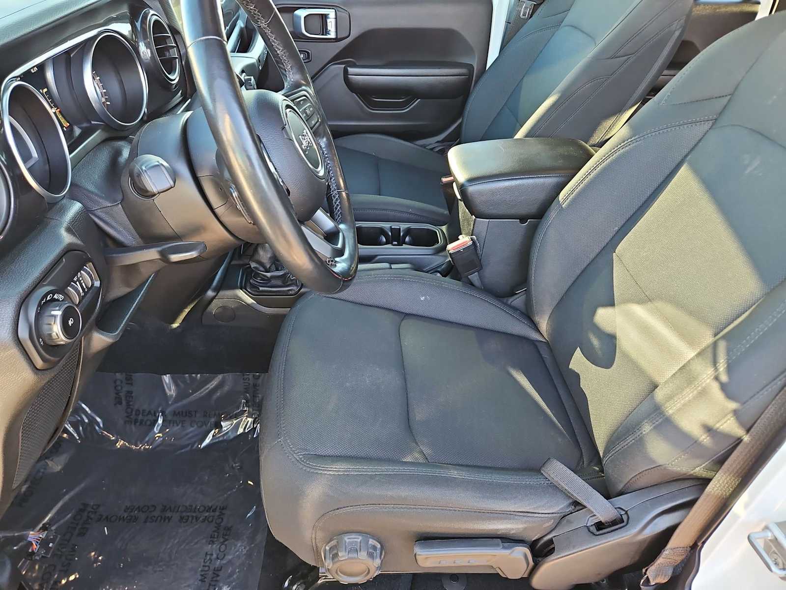 Thumbnail: 2021 Jeep Wrangler - 16