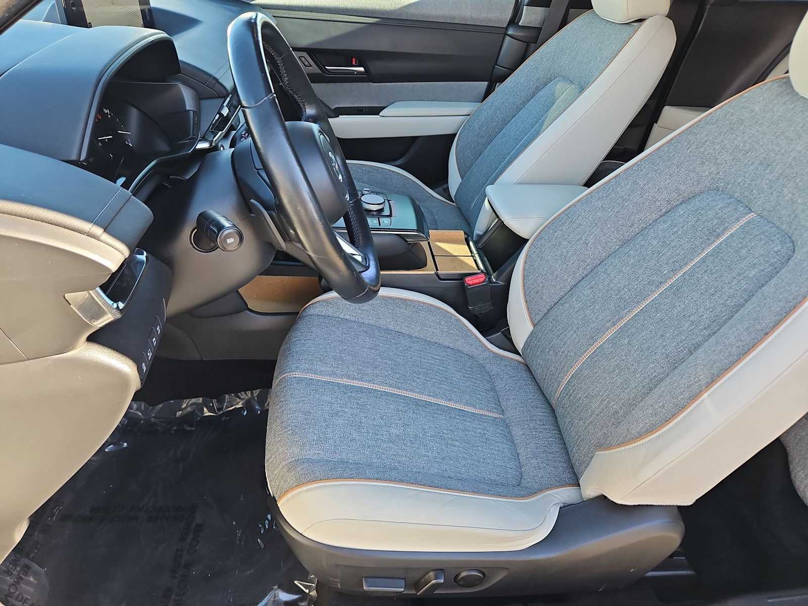 Thumbnail: 2022 Mazda MX-30 - 16