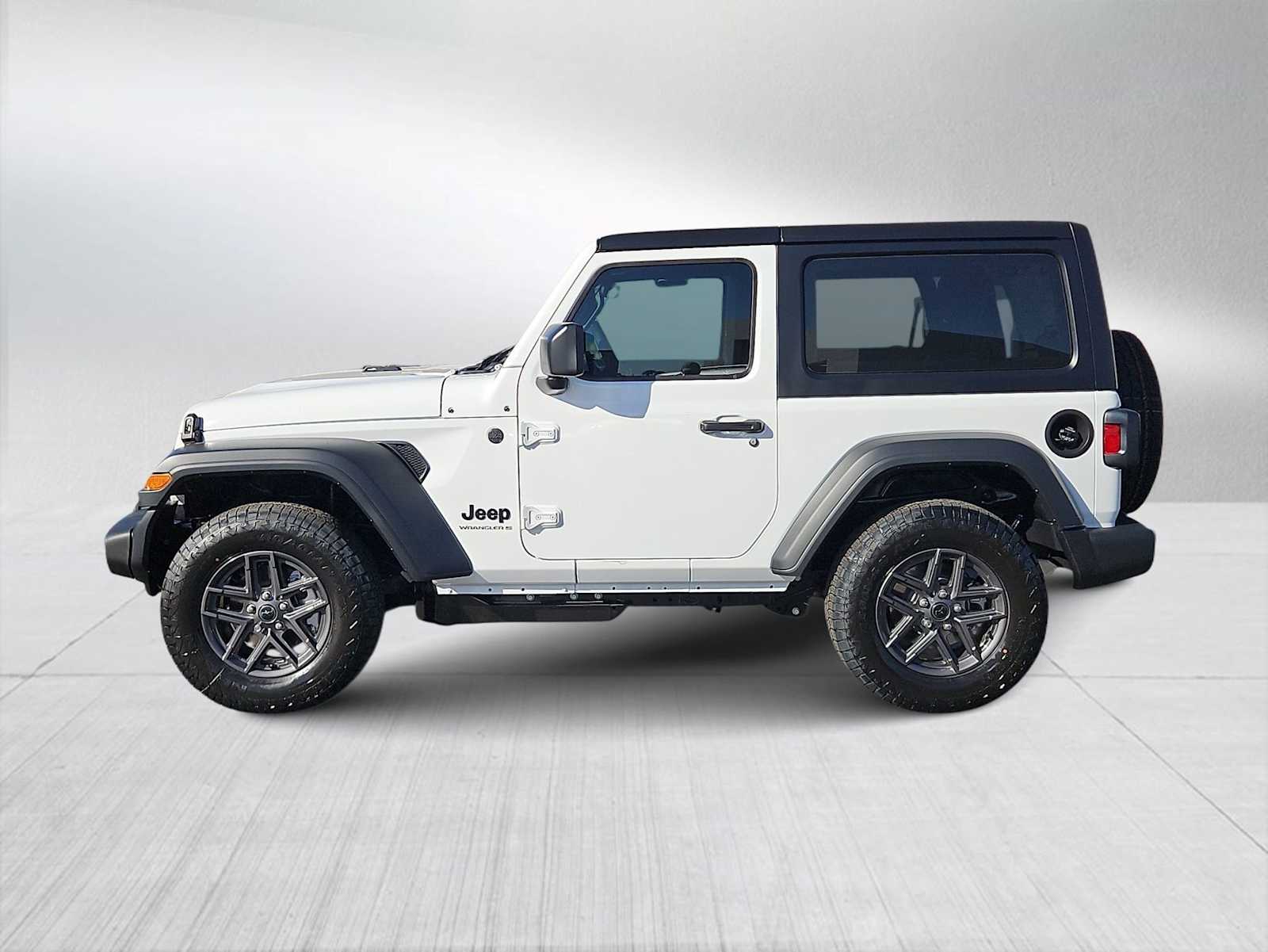 Thumbnail: 2026 Jeep Wrangler - 5