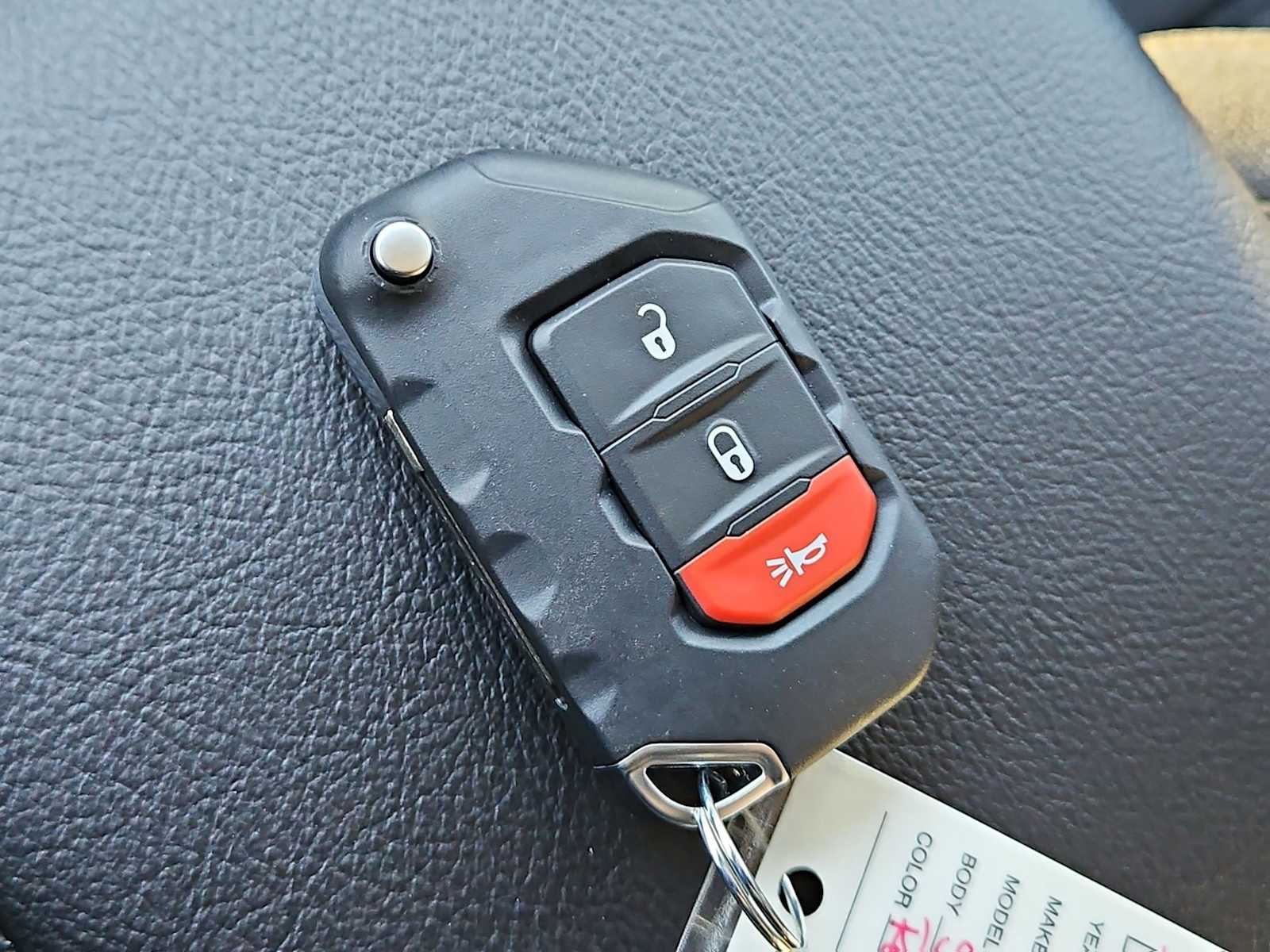 Thumbnail: 2026 Jeep Gladiator - 32