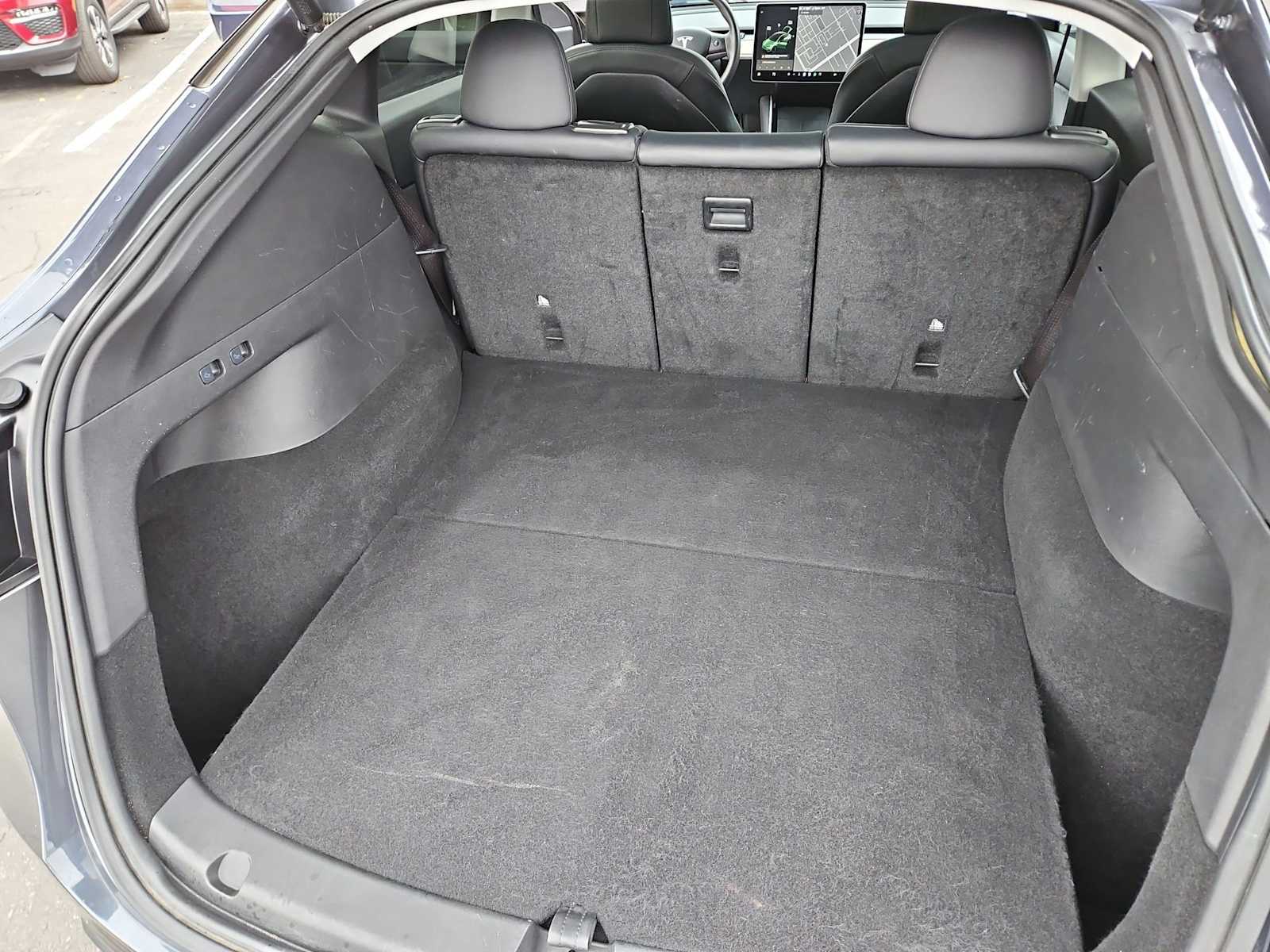 Thumbnail: 2021 Tesla Model Y - 32