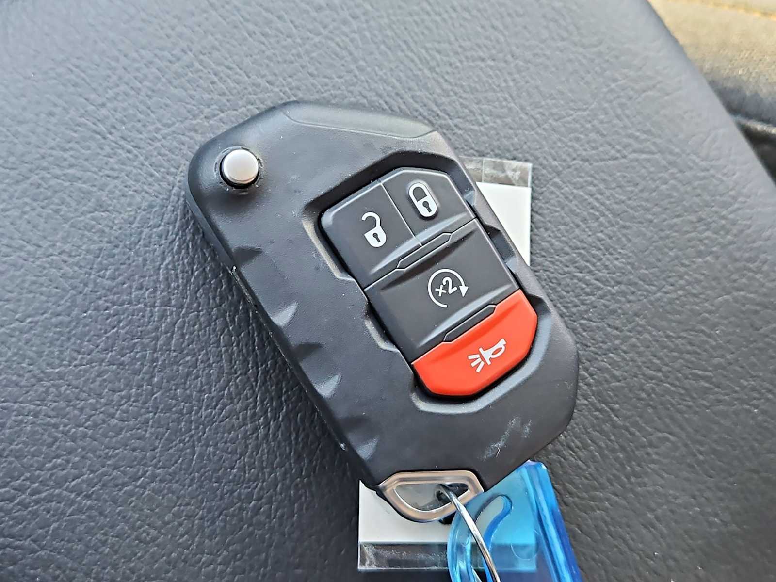 2026 Jeep Wrangler 4-Door Willys - Photo 33