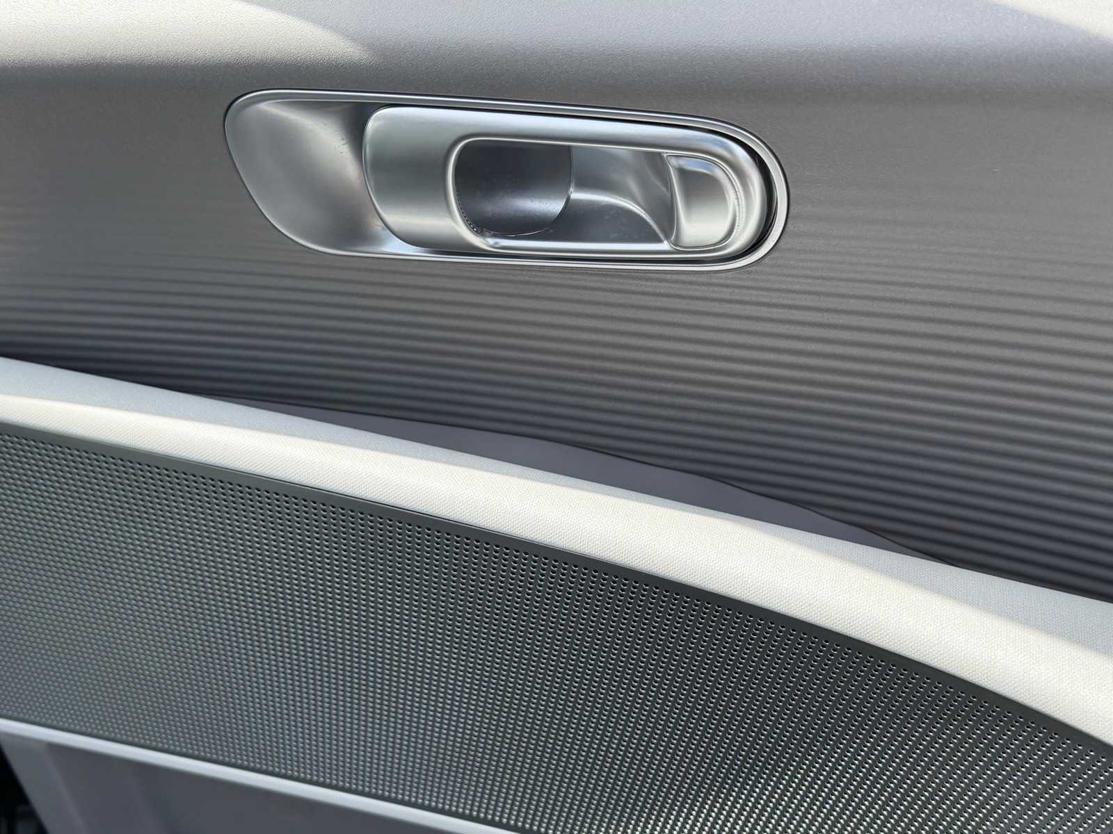 Thumbnail: 2024 Hyundai Ioniq 6 - 27