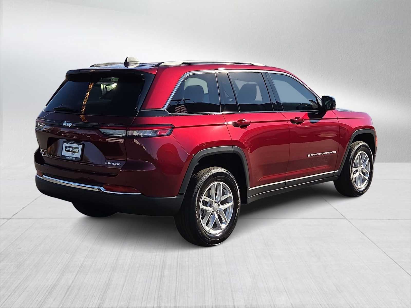 Thumbnail: 2025 Jeep Grand Cherokee - 8