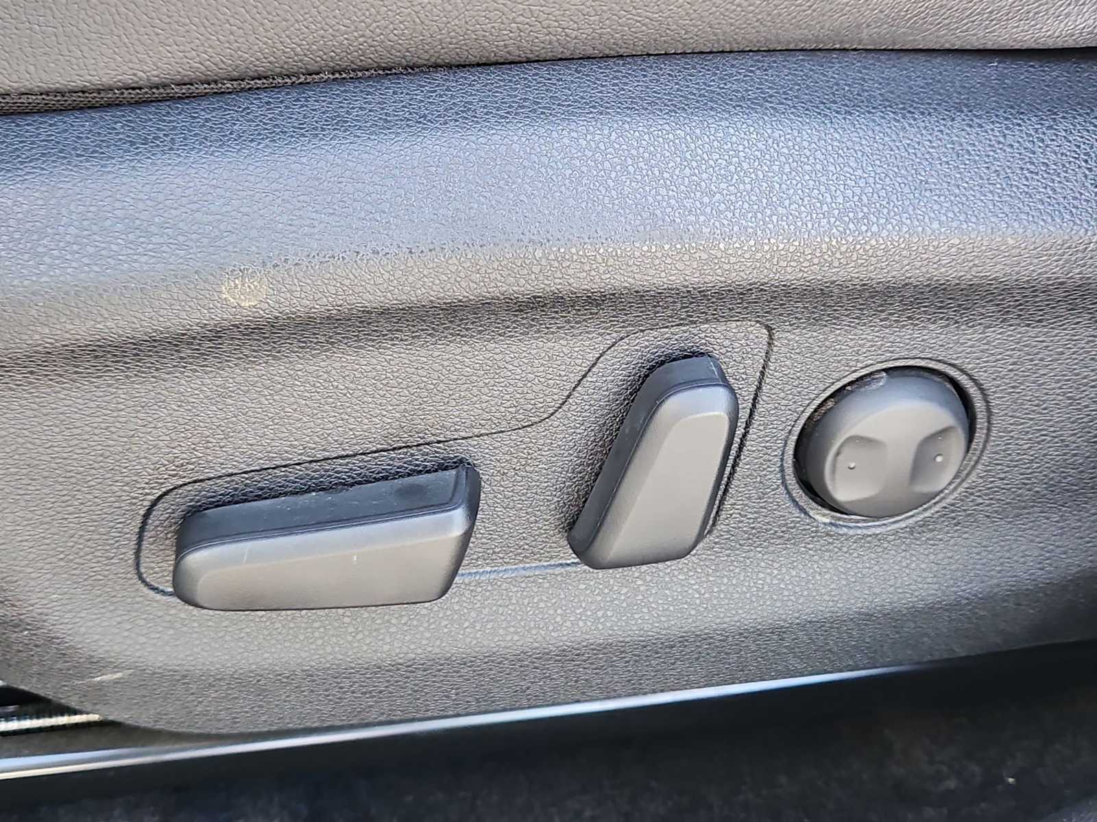 2022 Kia Niro S 16