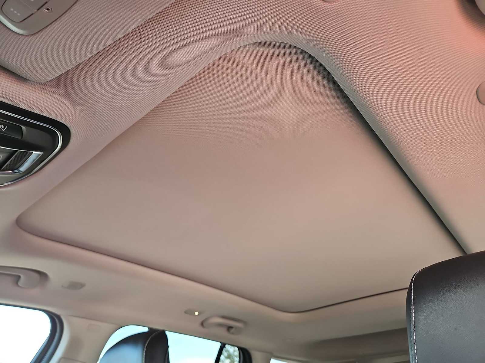 Thumbnail: 2022 Jeep Grand Cherokee - 20