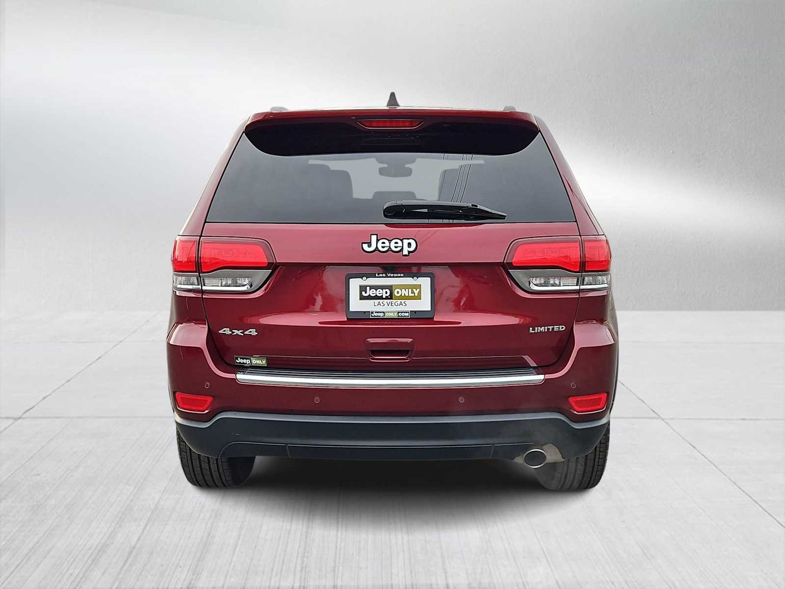Thumbnail: 2022 Jeep Grand Cherokee - 14