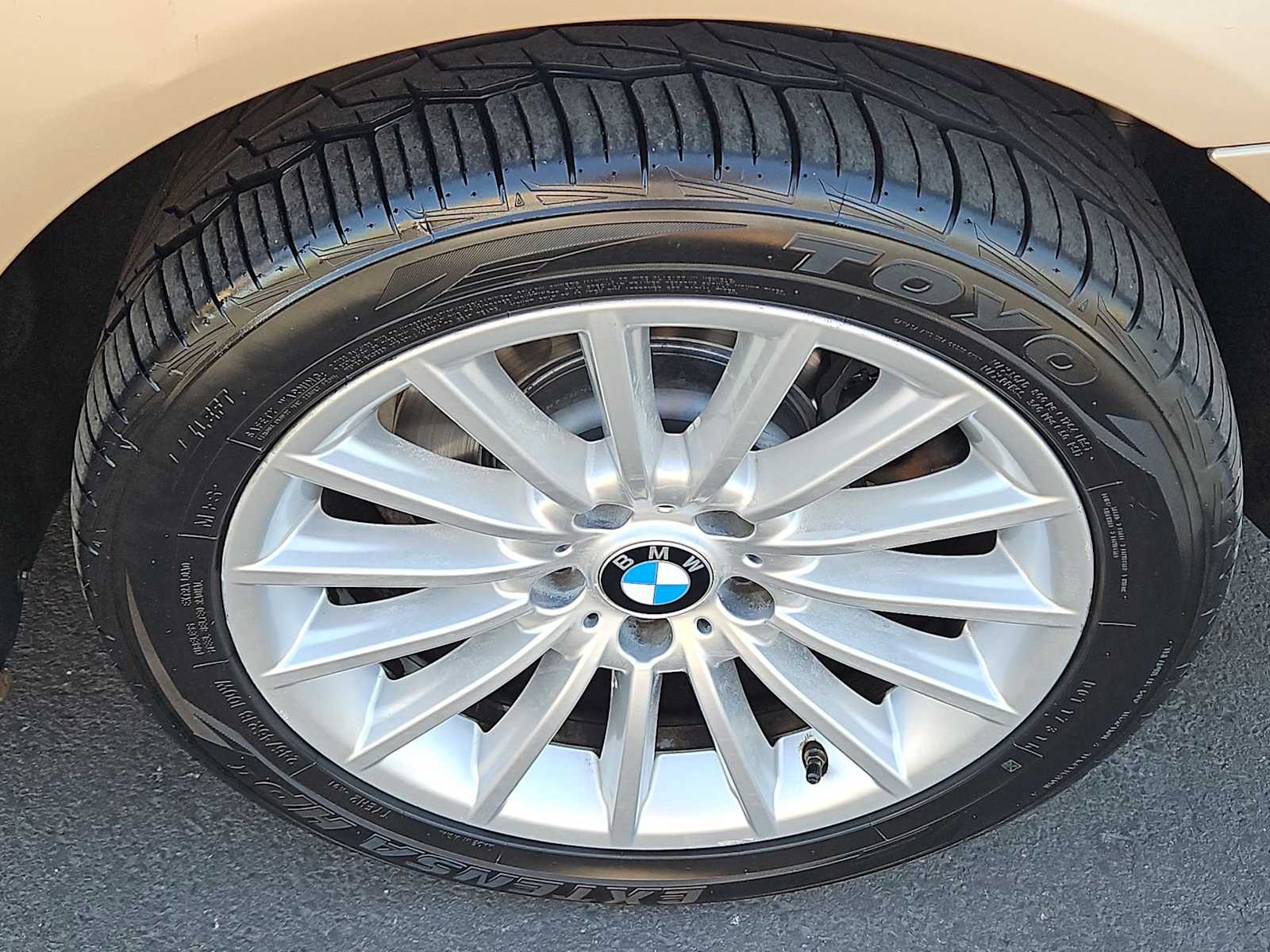 Thumbnail: 2013 BMW 5 Series - 13