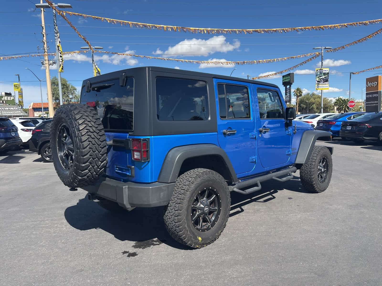 Thumbnail: 2016 Jeep Wrangler - 5