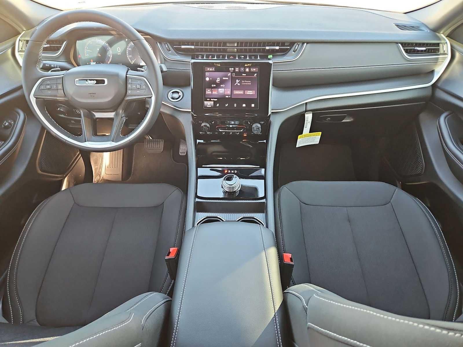 Thumbnail: 2026 Jeep Grand Cherokee - 15