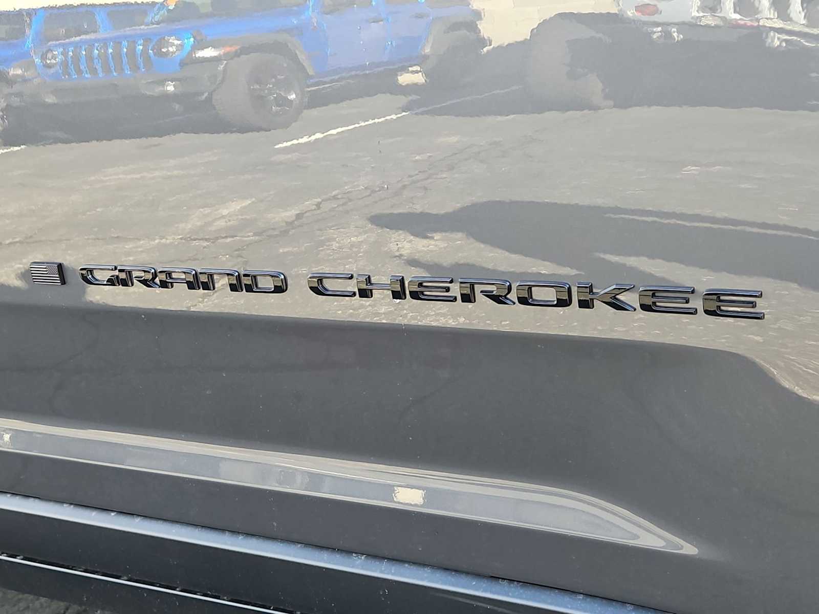 Thumbnail: 2025 Jeep Grand Cherokee - 12