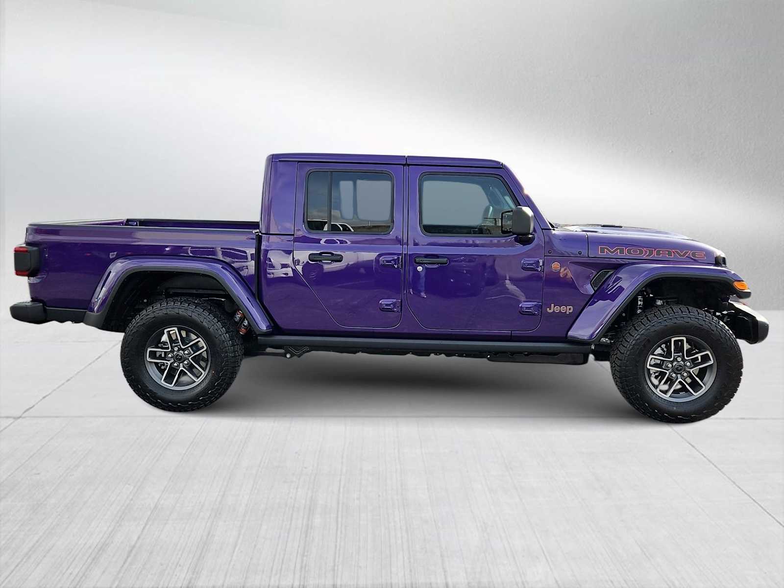 Thumbnail: 2026 Jeep Gladiator - 9